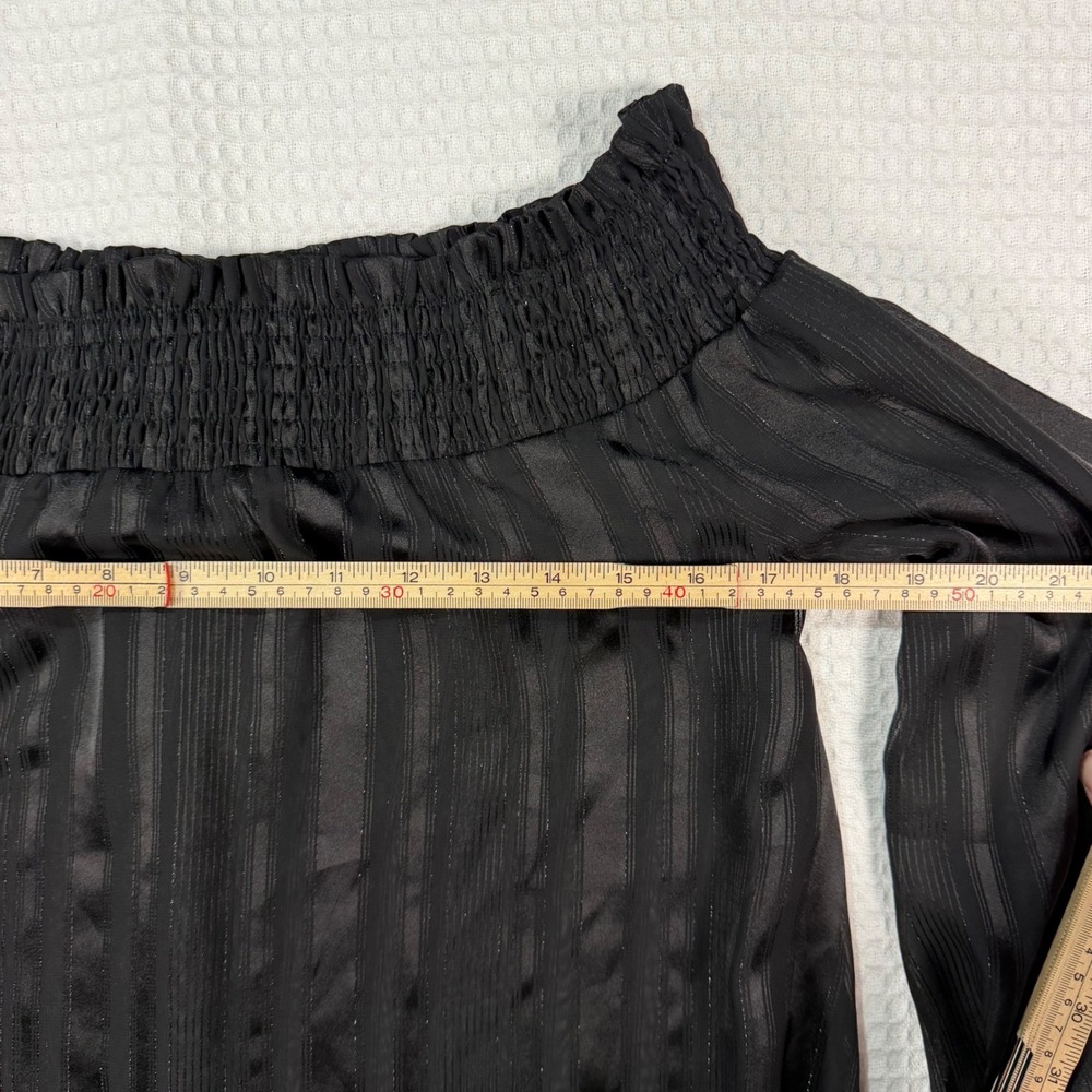 J.O.A. Los Angeles Black Off The Shoulder Smocked Striped Blouse Medium - Picture 3 of 6